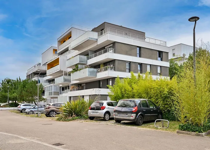 Le Rev - à 900m De La